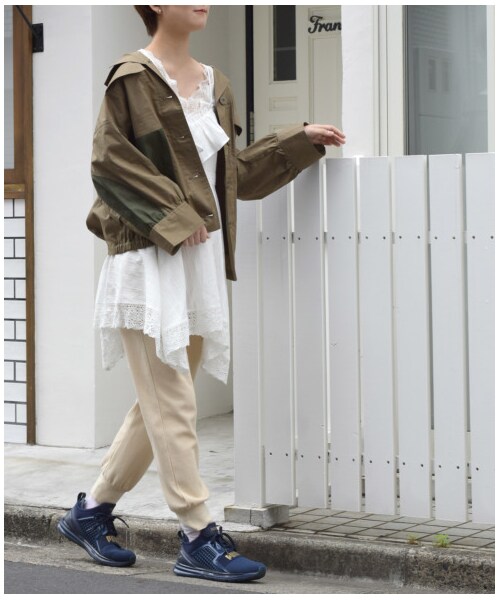 w closet（ダブルクローゼット）の「異素材切替シャツ羽織り（ジャケット/アウター・レディース・キナリ/ベージュ/カーキ/ネイビー・FREE）」の21枚目の写真