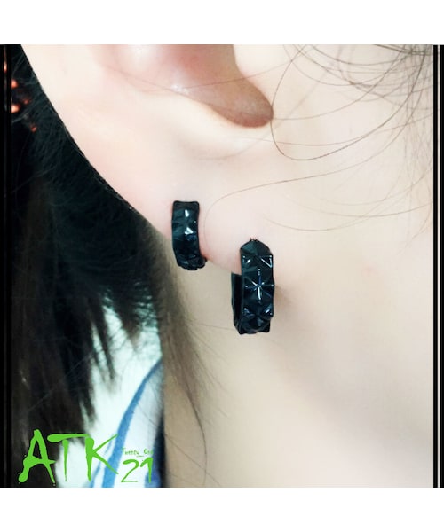 ノーブランド ピアス 両耳