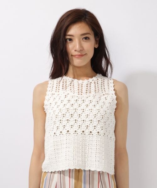 laboratory work（ラボラトリーワーク）の「カギ針ノースリプルオーバー（トップス・ホワイト/ブラウン/イエロー）」の8枚目の写真