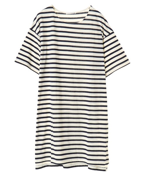 E hyphen world gallery(イーハイフンワールドギャラリー)の「・ドロップショルダーTワンピース(ワンピース/ドレス・オフホワイト/ブラック/カーキ/ボーダーアイボリー/ボーダーネイビー・F)」の9枚目の写真