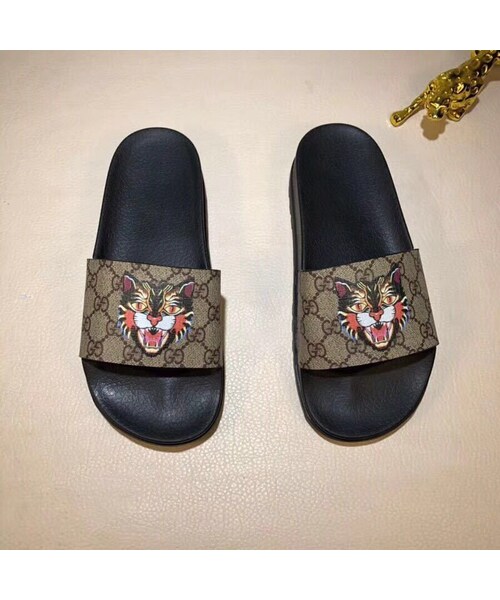 GUCCI(グッチ)の「GUCCI(グッチ) サンダル/ミュール ネコ