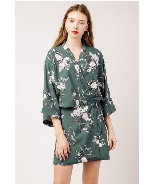 Azalea（アゼリア）の「SS Floral Wrap Kimono Dress（ワンピース）」 WEAR