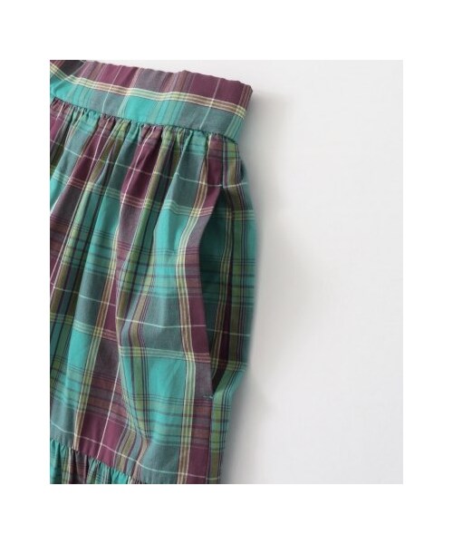 KBF（ケイビーエフ）の「KBF+ チェックボリュームフレアスカート（スカート・レディース・GREEN/YELLOW/BEIGE・one）」の17枚目の写真