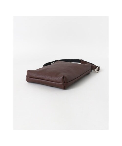 URBAN RESEARCH(アーバンリサーチ)の「Hawk レザーサコッシュ(バッグ・メンズ・NAVY/CHOCO/BLACK・-)」の5枚目の写真