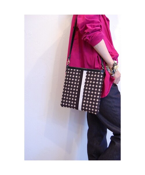 intoxic.（イントキシック）の「DAVID（ショルダーバッグ・レディース・その他）」の2枚目の写真