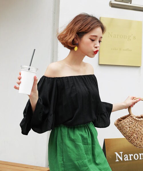 DHOLIC（ディーホリック）の「ラッフルスリーブオフショルブラウス（シャツ/ブラウス・レディース・ホワイト/ブラック/ピンク・FREE）」の2枚目の写真