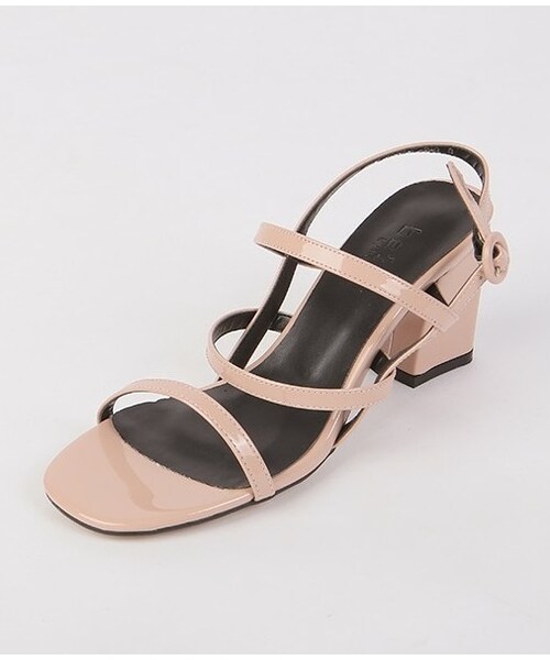 D&B By DABAGIRL(-)の「チャンキーヒールストラップサンダル(サンダル・レディース・ホワイト/ベージュ/ブラック/レッド/グレー/シルバー・225/230/235/240/245/250)」の4枚目の写真