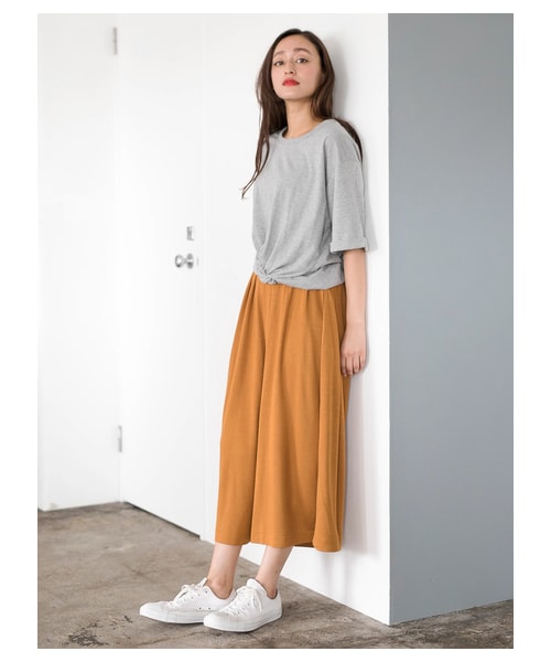 E hyphen world gallery（イーハイフンワールドギャラリー）の「・ライトポンチガウチョパンツ（パンツ・ブラック/キャメル/カーキ・F）」の2枚目の写真