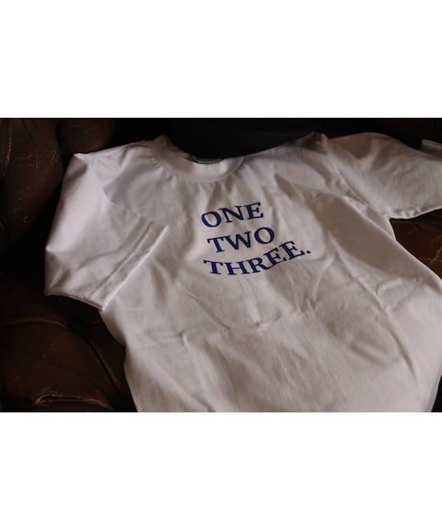 Handmade（ハンドメイド）の「ONE TWO THREE logo-T（Tシャツ/カットソー・レディース・その他）」の3枚目の写真