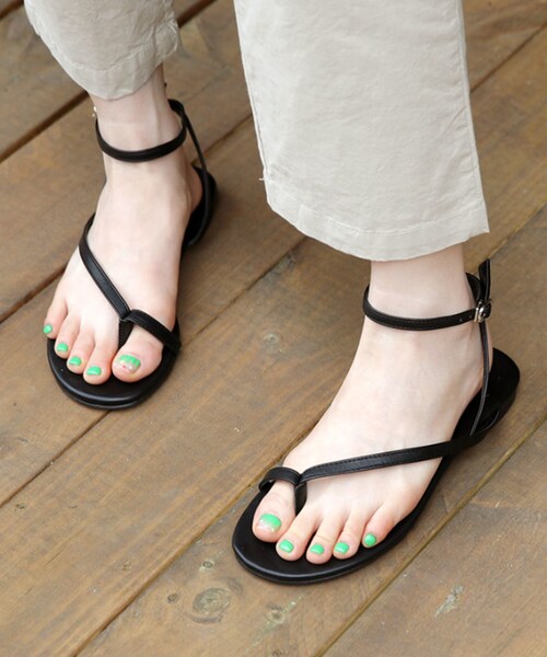 DHOLIC（ディーホリック）の「2TYPEアンクルストラップループサンダル（サンダル・レディース・その他/ブラック/ホワイト/レッド/ブラウン・230/235/240/245/250）」の3枚目の写真