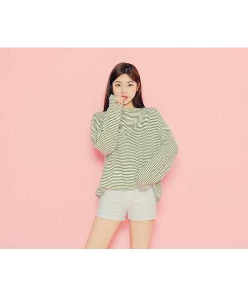 HOTPING(ホッピン)の「ドロップショルダー細ボーダーTシャツ(Tシャツ/カットソー・レディース・ライトカーキ・1(フリーサイズ)/2(L-XL))」の1枚目の写真