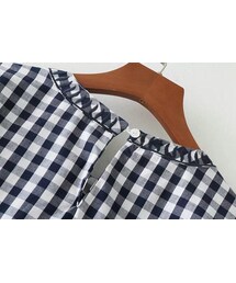 ZARA（ザラ）の「ギンガムチェック刺繍ブラウス フリル 黒 赤