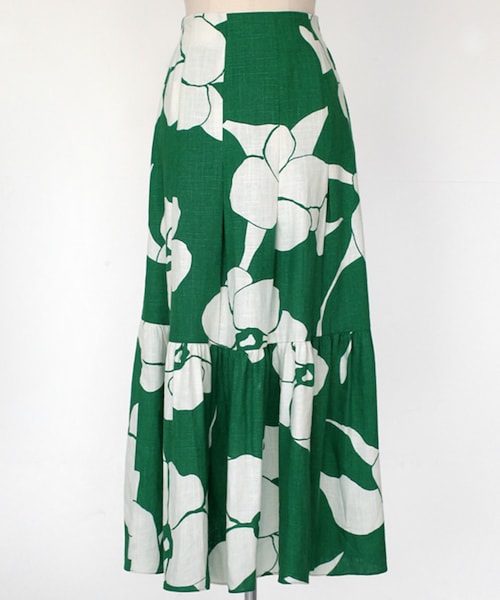 DHOLIC(ディーホリック)の「ビッグフラワーフレアヘムスカート(スカート・レディース・ブラック/イエロー/グリーン・FREE)」の2枚目の写真