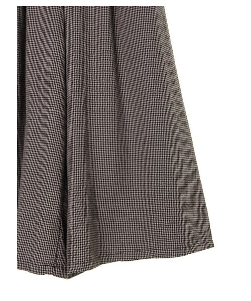 Samansa Mos2(サマンサ モスモス)の「綿麻スカーチョ(パンツ・チャコールグレー/ブラック/ベージュ/モカ/キャメル・F)」の4枚目の写真