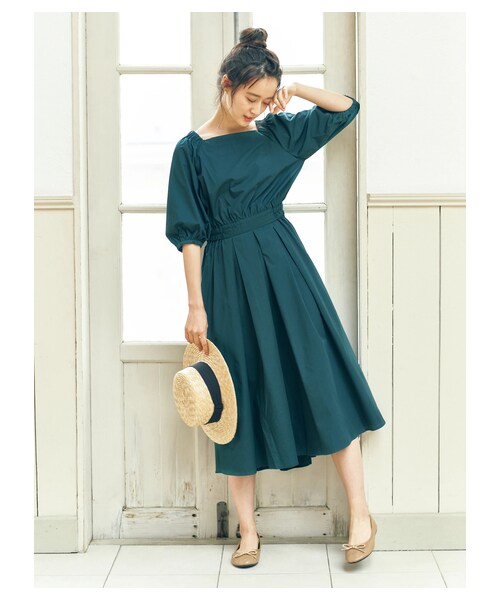earth music&ecology（アースミュージックアンドエコロジー）の「・袖コンワンピース（ワンピース/ドレス・ブラック/ダークベージュ/ダークグリーン・F）」の2枚目の写真
