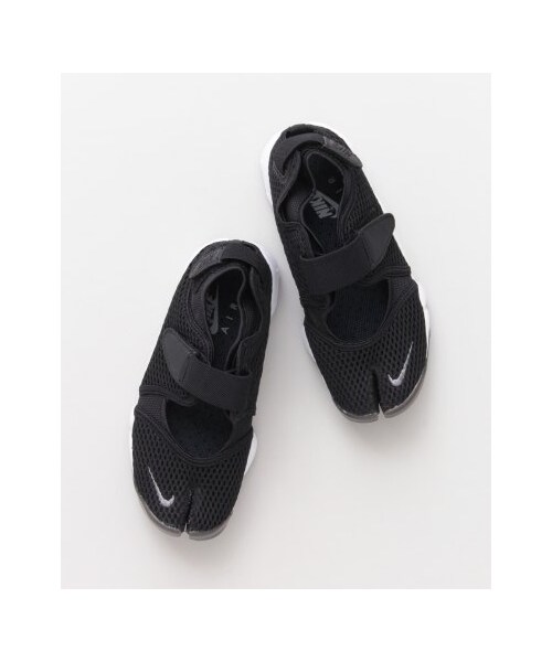 URBAN RESEARCH(アーバンリサーチ)の「NIKE エア リフト ブリーズ(シューズ・レディース・00ブラック・23/24)」の2枚目の写真