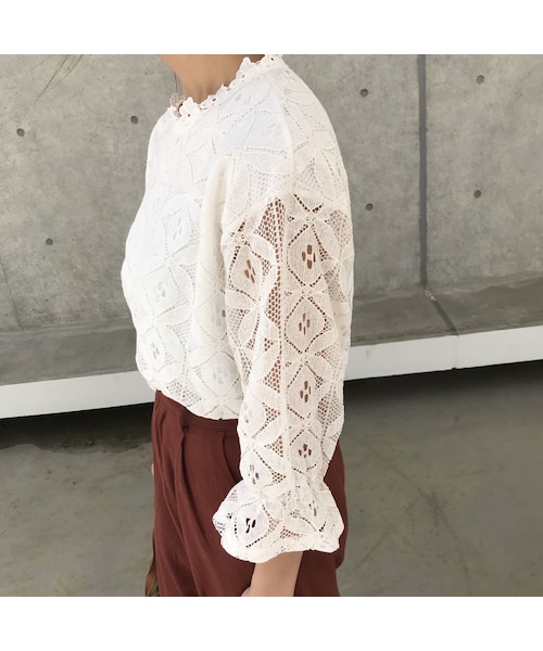 copine（コピン）の「キャンディースリーブ総レースブラウス（2color）【クリックポスト対象商品】（シャツ/ブラウス・レディース・その他）」の12枚目の写真