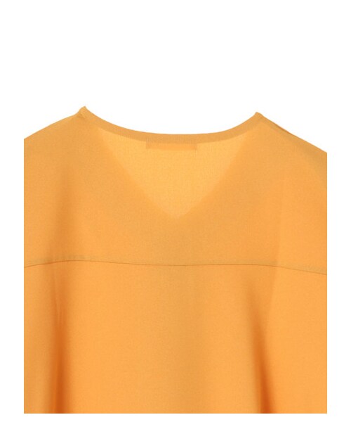 E hyphen world gallery(イーハイフンワールドギャラリー)の「・Vネックオーバーシャツ(トップス・オフホワイト/ライトグレー/マスタード/ダークネイビー・F)」の6枚目の写真