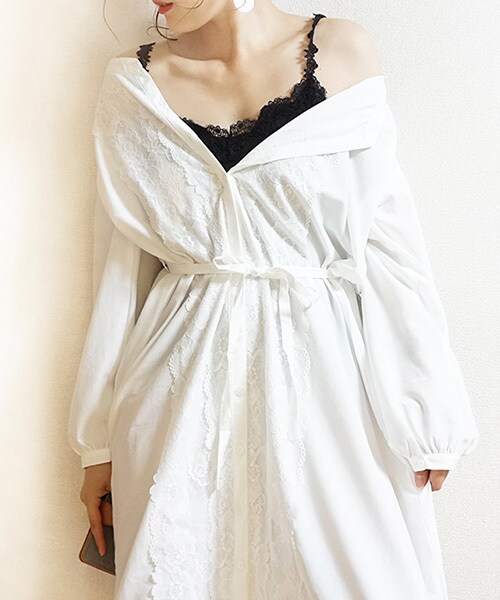 Tiffee SELECT（ティフィーセレクト）の「ソフトブロード生地フロントレースロングガウンワンピース（シャツワンピース・レディース・ホワイト/ブラック・M）」の2枚目の写真