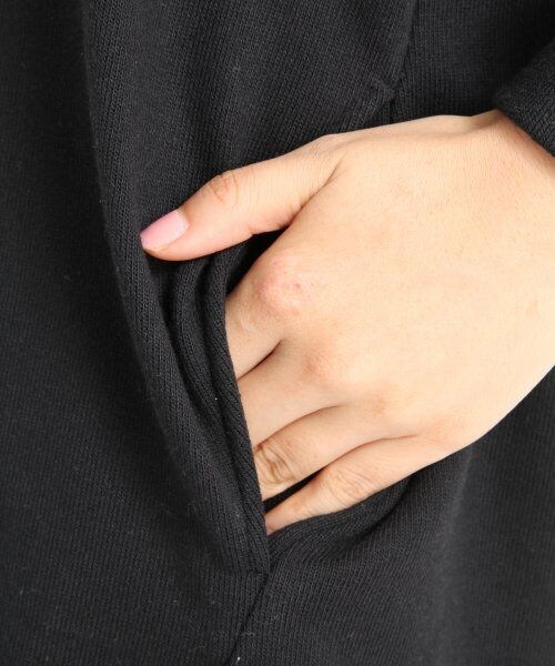 LOWRYS FARM（ローリーズファーム）の「ウラケプリントパーカーワンピースロングスリーブ（ワンピース/ドレス・レディース・アイボリー/ブラック/グレー・Ｍ/Ｌ）」の11枚目の写真