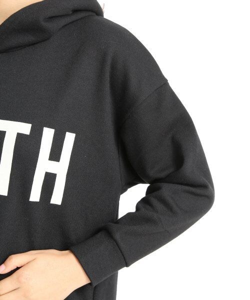 LOWRYS FARM（ローリーズファーム）の「ウラケプリントパーカーワンピースロングスリーブ（ワンピース/ドレス・レディース・アイボリー/ブラック/グレー・Ｍ/Ｌ）」の9枚目の写真