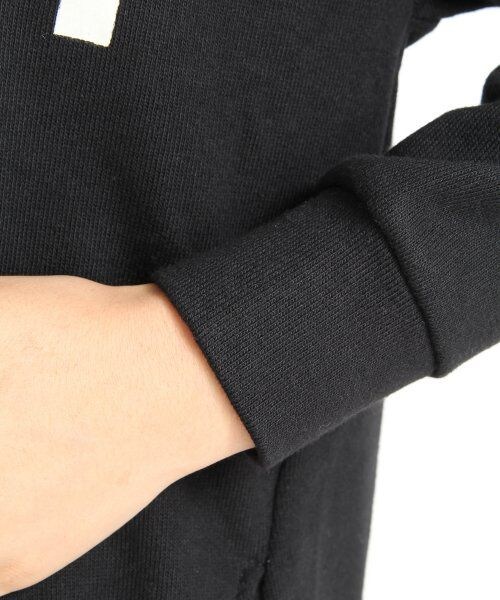 LOWRYS FARM（ローリーズファーム）の「ウラケプリントパーカーワンピースロングスリーブ（ワンピース/ドレス・レディース・アイボリー/ブラック/グレー・Ｍ/Ｌ）」の10枚目の写真