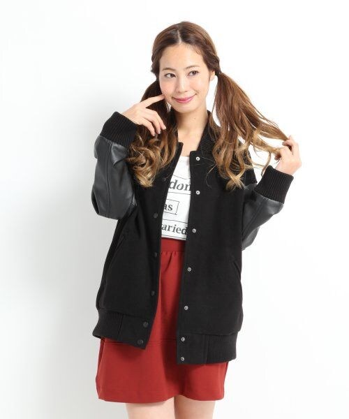 LOWRYS FARM（ローリーズファーム）の「キモウロングスタジャン（ジャケット/アウター・レディース・キャメル/ブラック・Ｍ/Ｌ）」の2枚目の写真