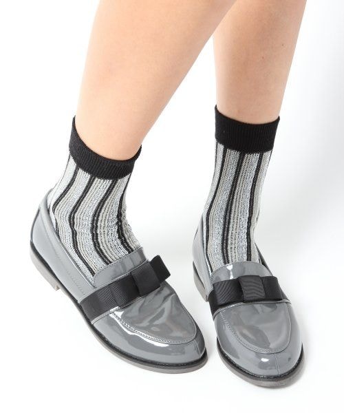 GLOBAL WORK（グローバルワーク）の「【一部店舗限定】リボンローファー（シューズ・レディース・ブラック09/グレー18・Ｍ(23-23.5)/Ｌ(24-24.5)/Ｓ(22.5-23)）」の2枚目の写真