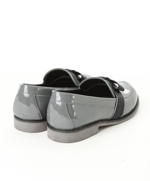 GLOBAL WORK（グローバルワーク）の「【一部店舗限定】リボンローファー（シューズ・レディース・ブラック09/グレー18・Ｍ(23-23.5)/Ｌ(24-24.5)/Ｓ(22.5-23)）」の6枚目の写真