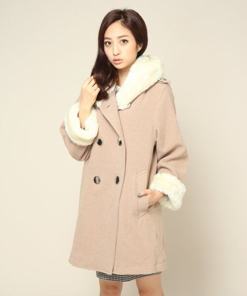 JEANASIS(ジーナシス)の「■限定店舗■BIGフードWコート(ジャケット/アウター・レディース・ベージュ/ブラック/ネイビー・FREE)」の3枚目の写真