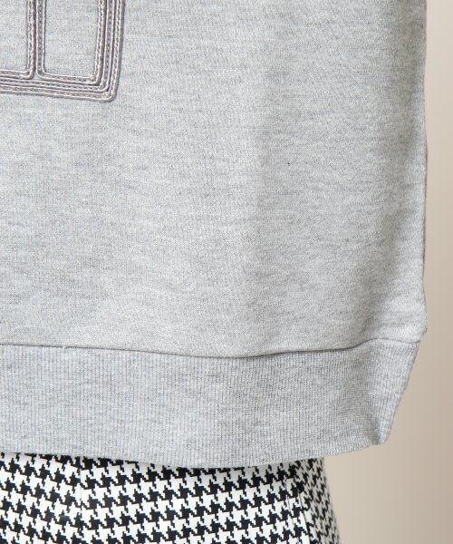 JEANASIS（ジーナシス）の「テープシシュウウラケプルオーバー（トップス・レディース・グレー/ブラック/オフホワイト・FREE）」の11枚目の写真