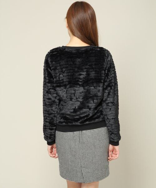 JEANASIS（ジーナシス）の「チビソウファープルオーバー（トップス・レディース・アイボリー/ブラック/グレー・FREE）」の5枚目の写真