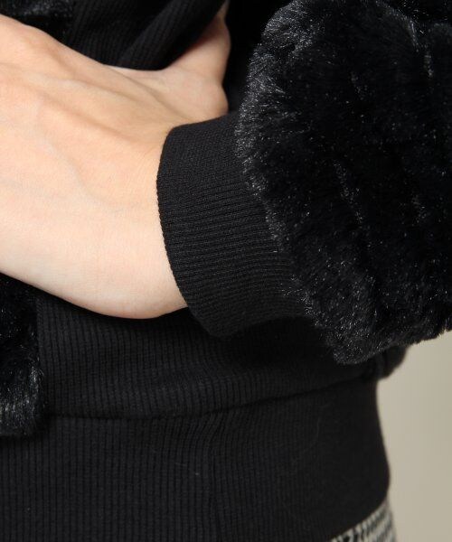 JEANASIS（ジーナシス）の「チビソウファープルオーバー（トップス・レディース・アイボリー/ブラック/グレー・FREE）」の8枚目の写真