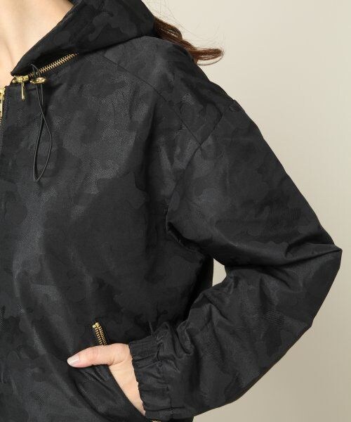 JEANASIS（ジーナシス）の「ミリタリージャガードフードブルゾン（ジャケット/アウター・レディース・カーキ系/ブラック系・FREE）」の6枚目の写真