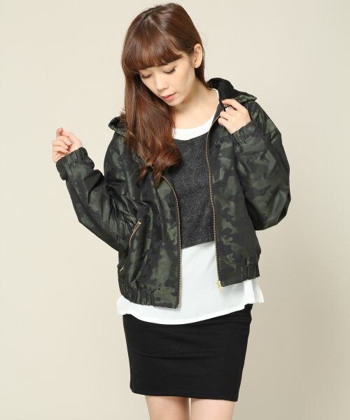 JEANASIS（ジーナシス）の「ミリタリージャガードフードブルゾン（ジャケット/アウター・レディース・カーキ系/ブラック系・FREE）」の2枚目の写真