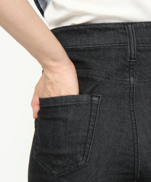 JEANASIS（ジーナシス）の「パウダータッチデニムスキニーパンツ（パンツ・レディース・ブルー系その他/ブラック/ブラック系その他/ネイビー・S/M）」の8枚目の写真
