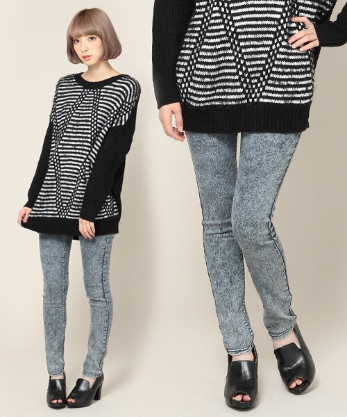 JEANASIS（ジーナシス）の「パウダータッチデニムスキニーパンツ（パンツ・レディース・ブルー系その他/ブラック/ブラック系その他/ネイビー・S/M）」の2枚目の写真