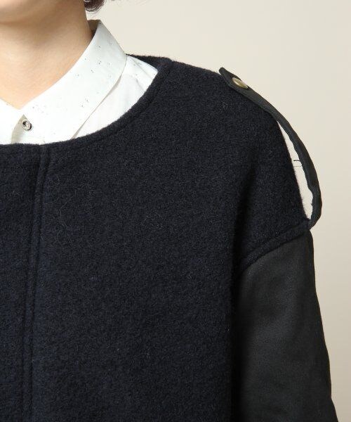 JEANASIS（ジーナシス）の「ミリタリーノーカラーコート（ジャケット/アウター・レディース・カモフラ柄/ネイビー・FREE）」の6枚目の写真