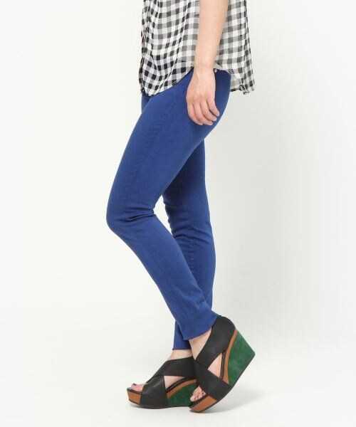 JEANASIS(ジーナシス)の「13FWカラーストレッチスキニー(パンツ・レディース・イエロー/グリーン/ホワイト/ブラック/ブルー・XS/S/M)」の5枚目の写真