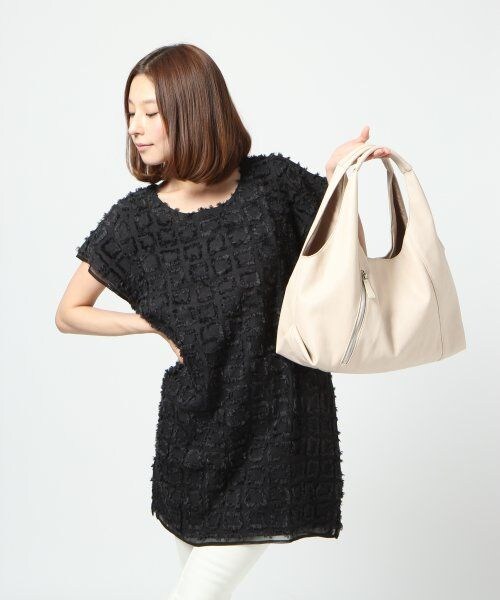 LEPSIM(レプシィム)の「ジップキリカエバッグ(バッグ・レディース・アイボリー/ブラック/ピンク・ONE SIZE)」の1枚目の写真