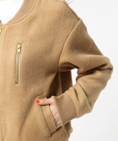 A part by（アパートバイ）の「ＦシャギーＭＡ－１ブルゾン（ジャケット/アウター・レディース・カーキ/ベージュ・Ｍ/Ｌ）」の7枚目の写真