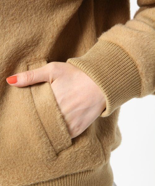 A part by（アパートバイ）の「ＦシャギーＭＡ－１ブルゾン（ジャケット/アウター・レディース・カーキ/ベージュ・Ｍ/Ｌ）」の8枚目の写真