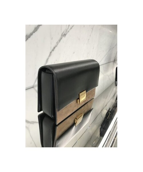 Saint Laurent(サンローラン)の「直営店購入!Saint Laurent☆ベルシャス サンローラン バッグ(Tシャツ/カットソー・レディース・その他)」の3枚目の写真