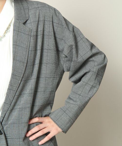 HARE（ハレ）の「ドロップショルダーテーラーコート（ジャケット/アウター・レディース・グレー/ダークグレー/ブラック・FREE SIZE）」の10枚目の写真