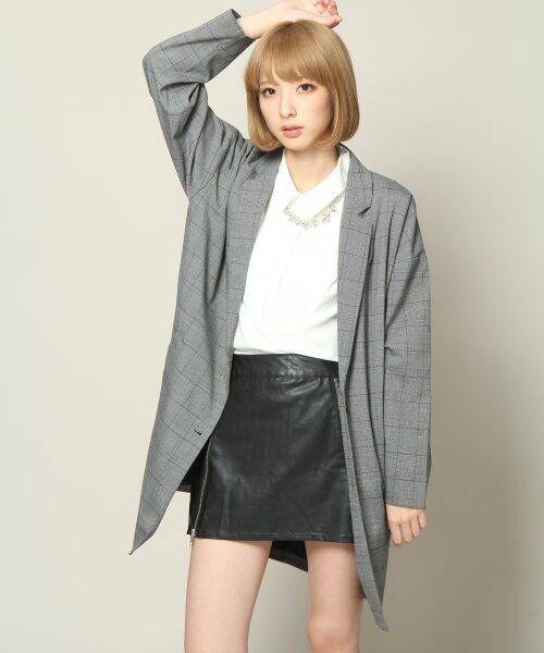 HARE（ハレ）の「ドロップショルダーテーラーコート（ジャケット/アウター・レディース・グレー/ダークグレー/ブラック・FREE SIZE）」の2枚目の写真