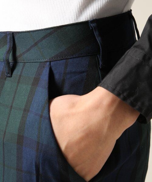 HARE（ハレ）の「チェックアンクルパンツ（パンツ・メンズ・ネイビー・Ｓ/Ｍ）」の7枚目の写真