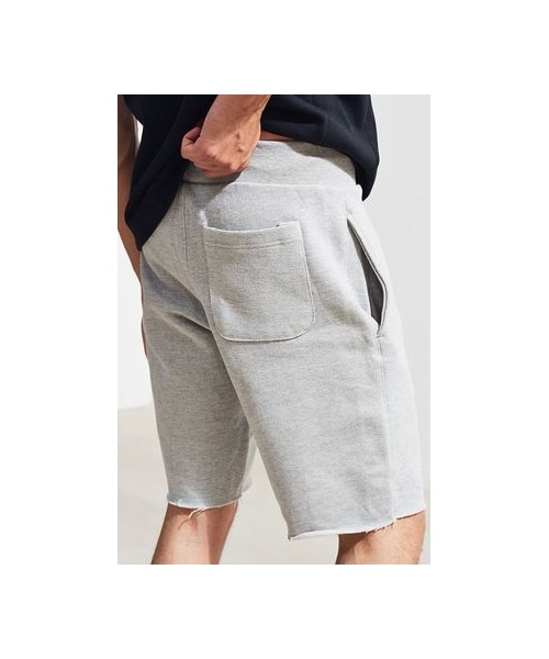 Champion（チャンピオン）の「Champion リバースウェーブ カットオフ ショートパンツ 送料込み（Tシャツ/カットソー・メンズ・その他）」の4枚目の写真