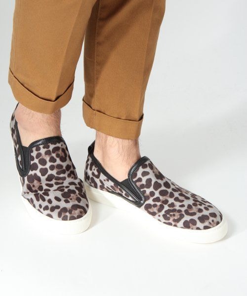 RAGEBLUE(レイジブルー)の「SLIP-ON(シューズ・メンズ・オリーブカモ/ホワイト×ブラック/ブラック×ブルー/ブラウン/ネイビー×ワイン/グレーレオパード/ブラウンレオパード・L/M)」の3枚目の写真