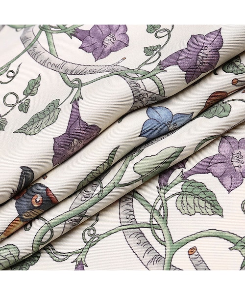 GUCCI（グッチ）の「グッチ GUCCI スカーフ レディース ファッション小物 GGストール シルク 2018新品（マフラー・レディース・その他）」の5枚目の写真