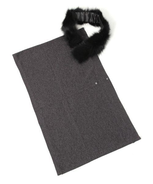 turno jeana（トゥールノジーナ）の「ファーツキスヌード（アクセサリー・レディース・アイボリー/ブラック系/ベージュ・FREE）」の7枚目の写真